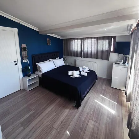 Отель Blue Sea 3*