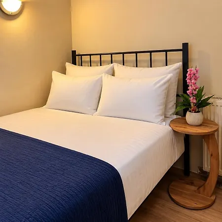 Blue Sea Hotel